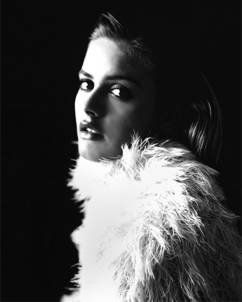 Alicia Silverstone, fine art, feathers, 90s, vintage, gallery wall, beauty, clueless, diego uchitel