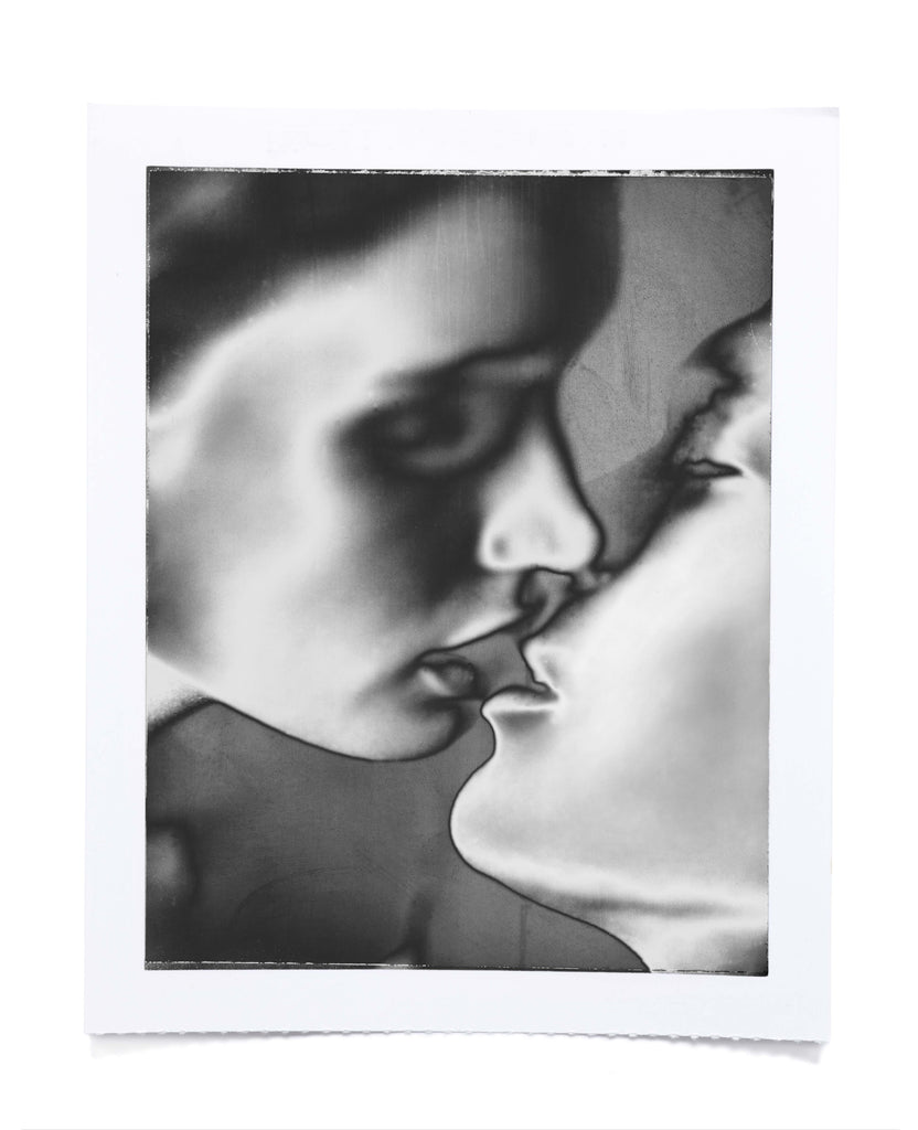 KISS, romance, bedroom art, fine art, modern art, polarized art, diego uchitel prints